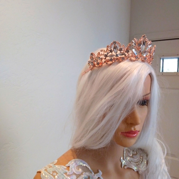 "BELLADONNA Iridescent Lace Ruffle White Wedding Ballgown Set - Picture 12 of 14